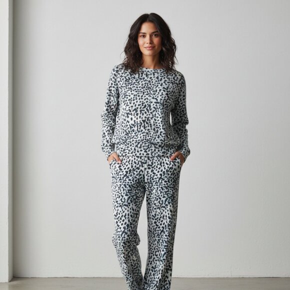 n:Philanthropy- Sweatshirt & Pants set in Navy Animal Smudge - Picture 1 of 5